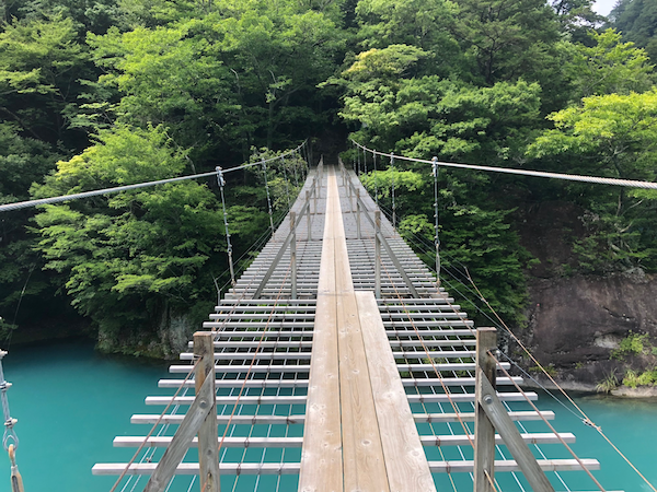 吊り橋の画像